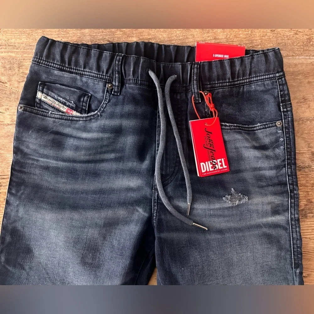 DIESEL Men's E-Spender 068FQ Slim Cut Jeans Size 30
